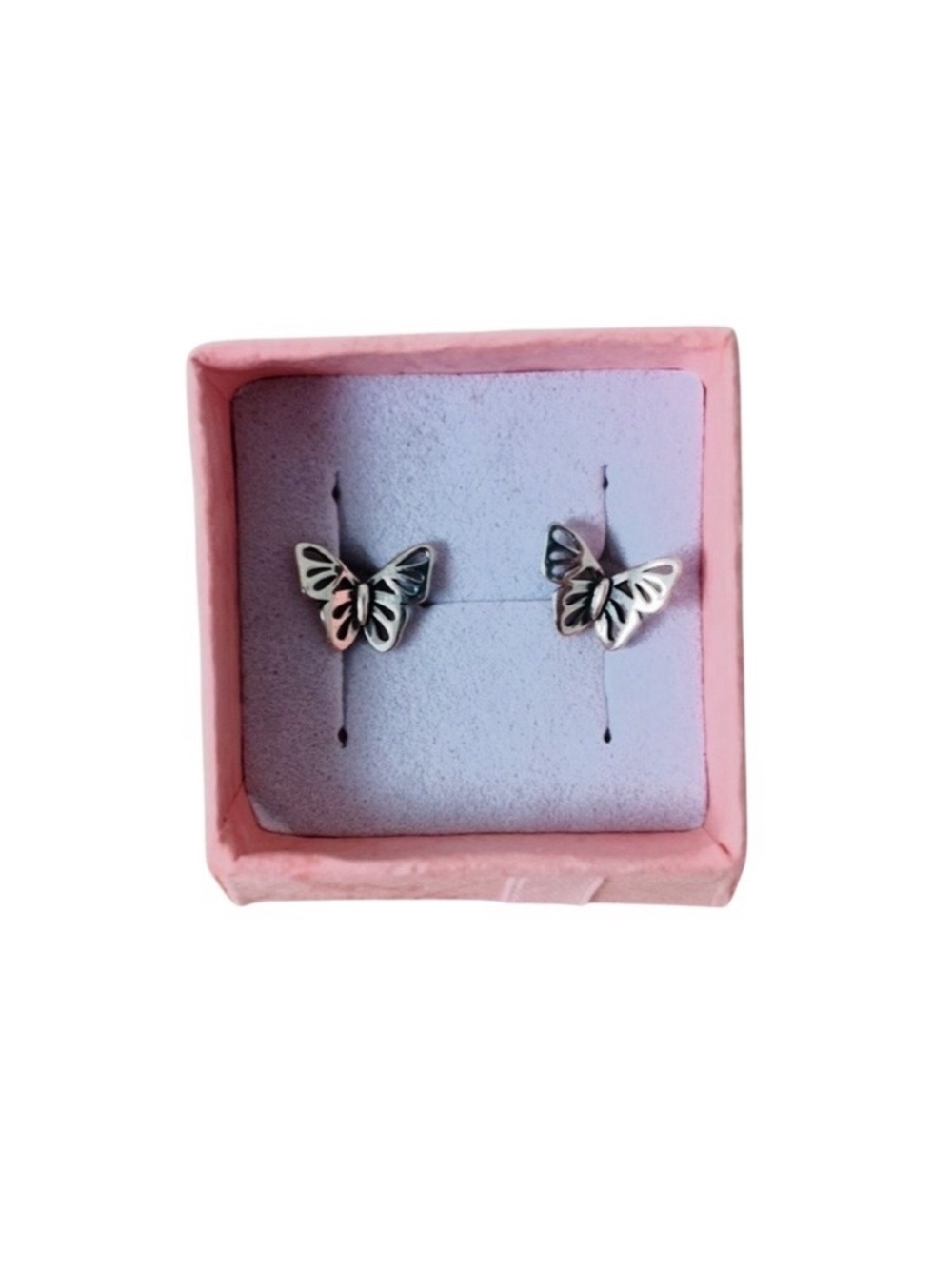 BOUTIQUE Elegant Butterfly Dainty Minimalist Post Earrings - Picture 4 of 7